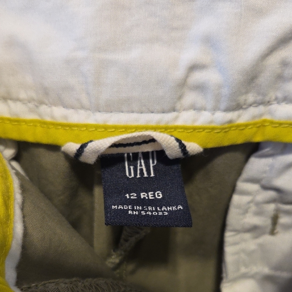 GAP Green Wide Leg Pants Smooth Fabric - Picture 2 of 3